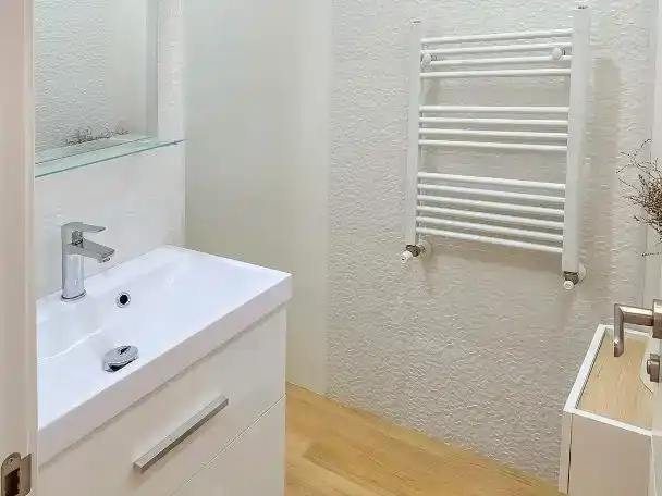 Bany de Apartament de lloguer en Suances amb Moblat i Balcó