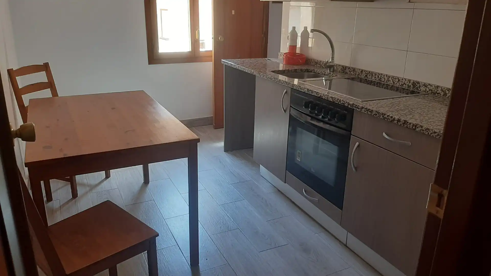 Küche von Wohnung zum Verkauf in Zaragoza