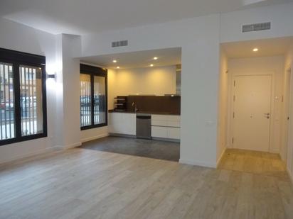 Kitchen of Loft to rent in L'Hospitalet de Llobregat  with Air Conditioner, Heating and Oven