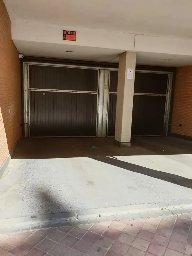 Parking of Garage for rent in Madrid