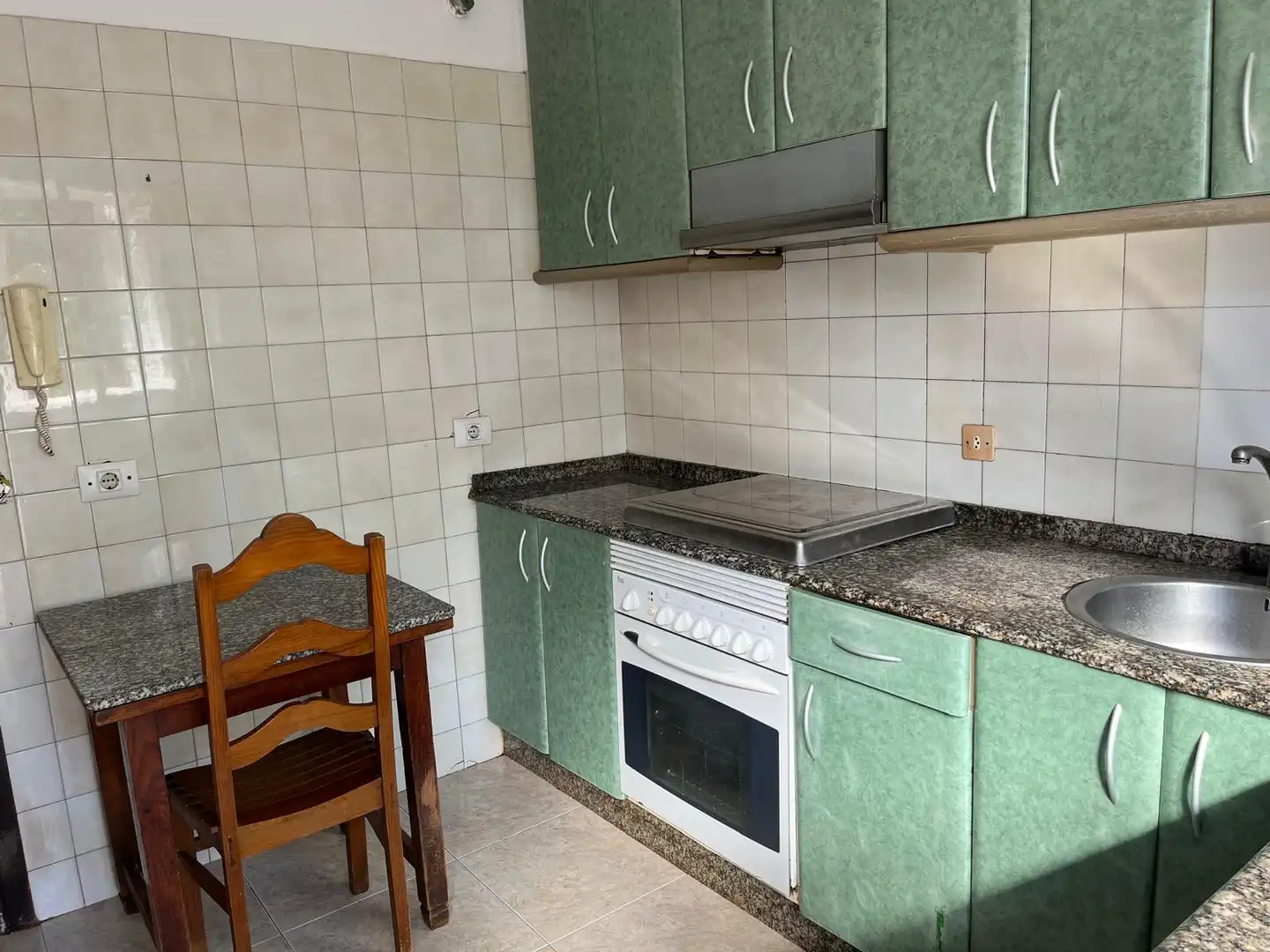 Kitchen of Flat for sale in Vigo   with Storage room