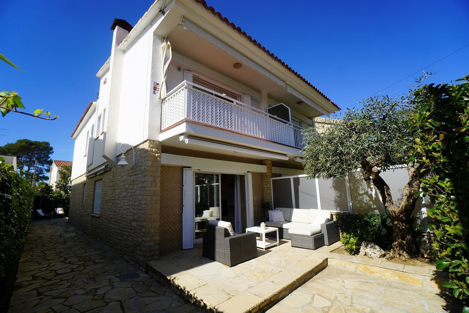 Single-family semi-detached for sale in Carrer OCTAVI AUGUST-BRISAMAR, Coma-ruga platja