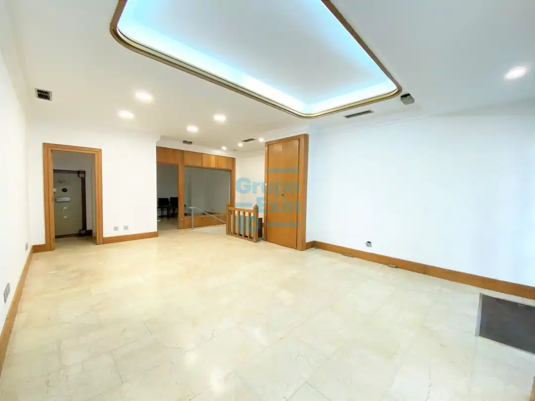 Local comercial en venda a Antiguo