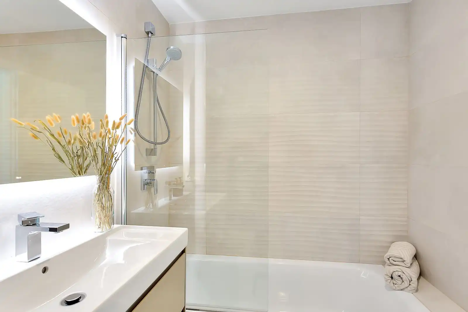 Bany de Apartament en venda en Marbella amb Aire condicionat, Jardí privat i Terrassa