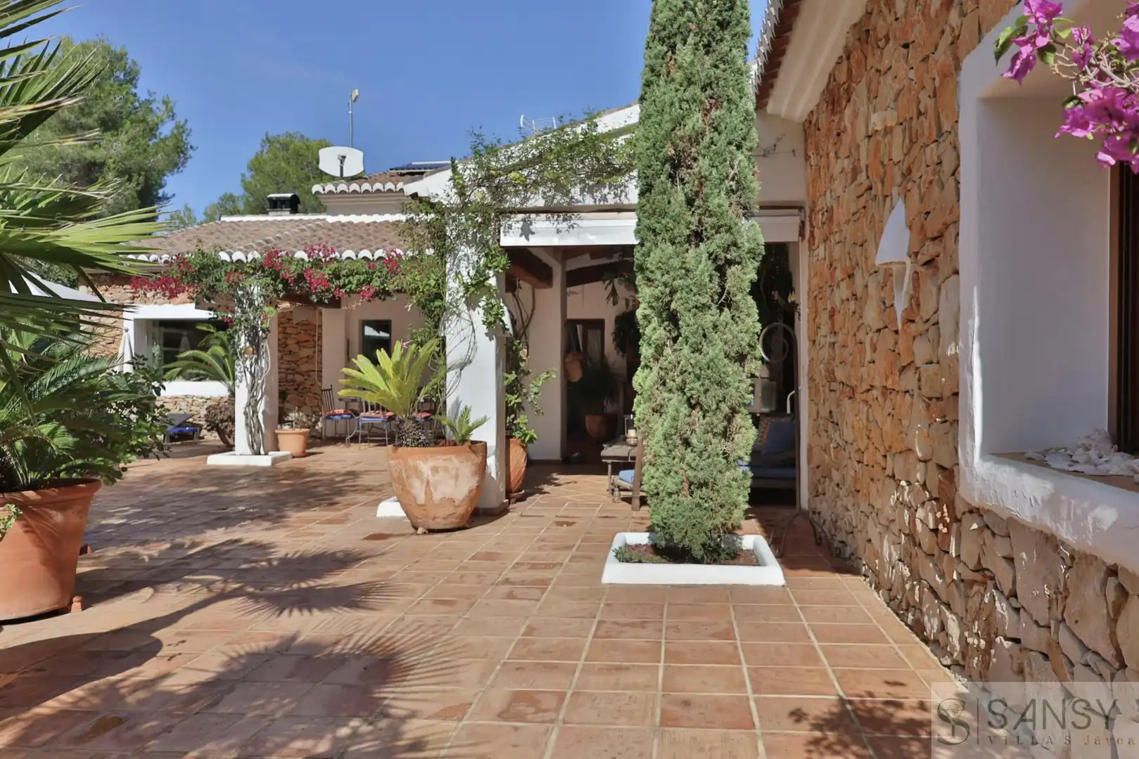 Garden of Houses for sale in Jávea / Xàbia  with Air Conditioner, Heating and Terrace