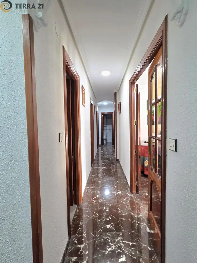 Wohnung zur untervermieten in Jaén mit Klimaanlage, Heizung und Terrasse