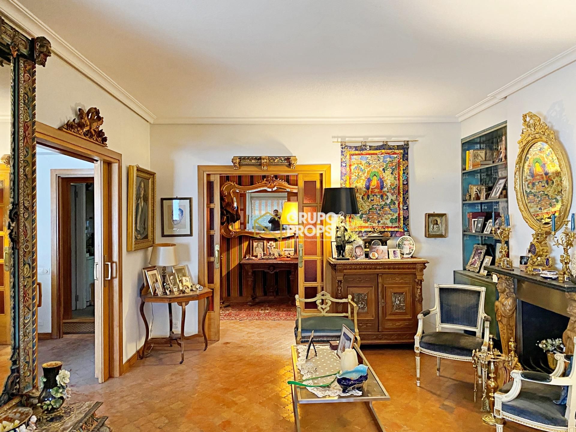 Sala d'estar de Apartament en venda en  Madrid Capital amb Aire condicionat, Calefacció i Traster