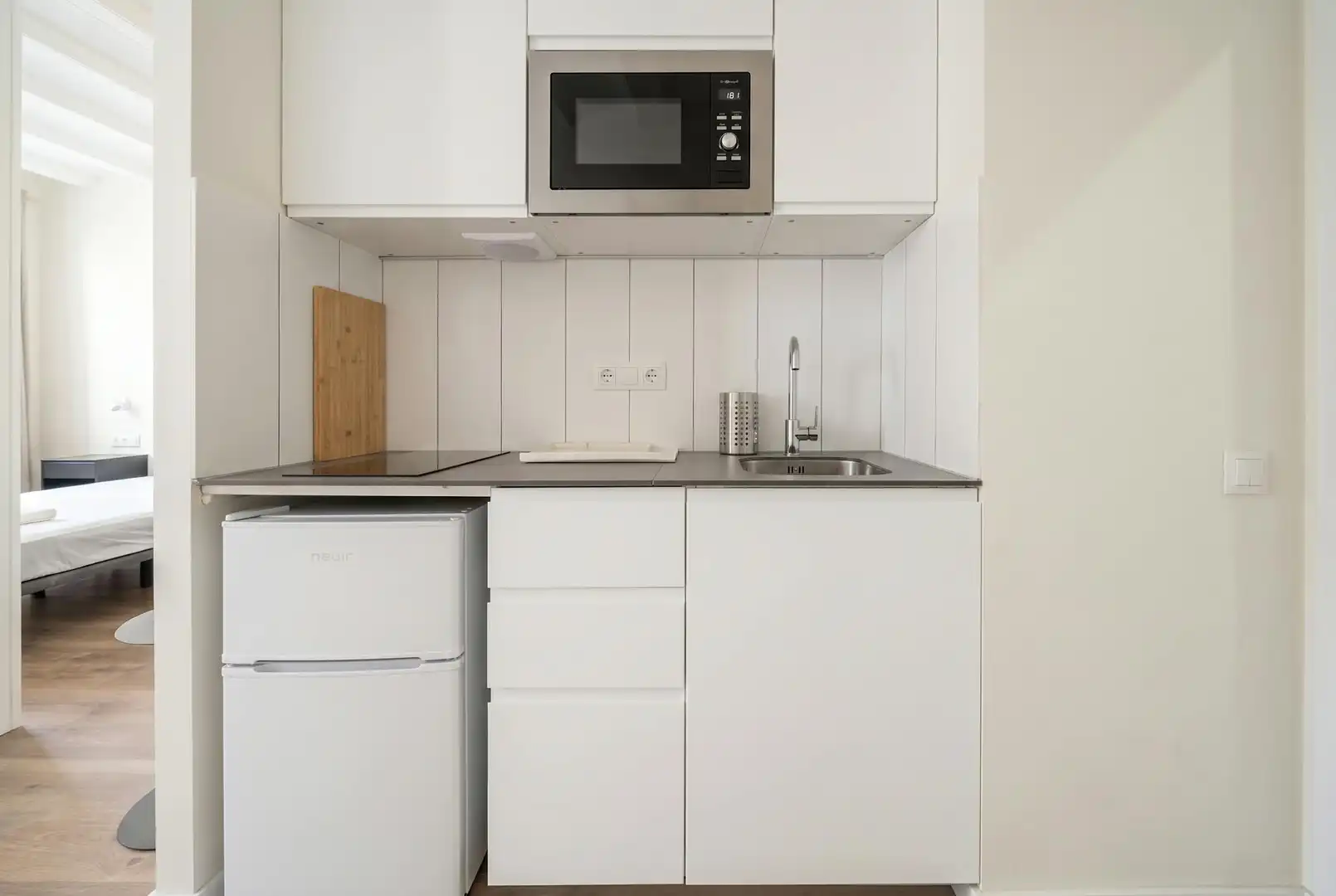 Cuina de Pis de lloguer en Barcelona amb Aire condicionat, Calefacció i Moblat