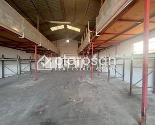 Industrial buildings to rent in Coín