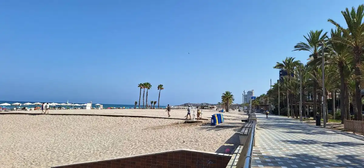 Adosado con terraza en venta en Avenida Países Escandinavos, imagen 18
