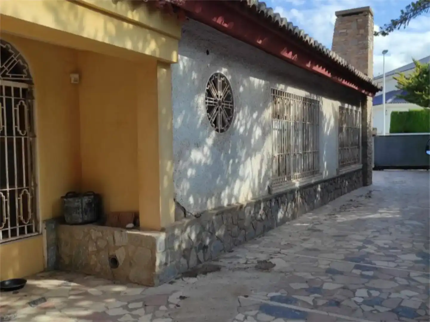 Vista exterior de Casa o chalet en venta en Elche / Elx con Balcón