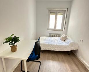 Dormitori de Apartament per a compartir en  Albacete Capital amb Forn, Rentadora i Microones