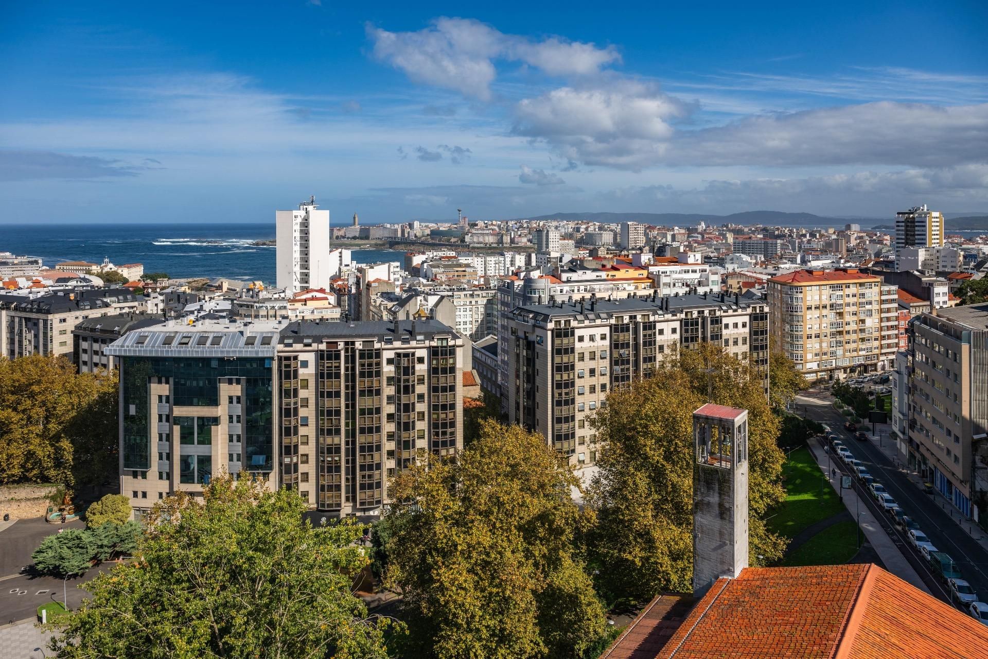 Vista exterior de Dúplex en venda en A Coruña Capital  amb Calefacció i Traster