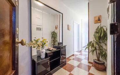 Flat for sale in  Granada Capital  with Air Conditioner, Heating and Terrace