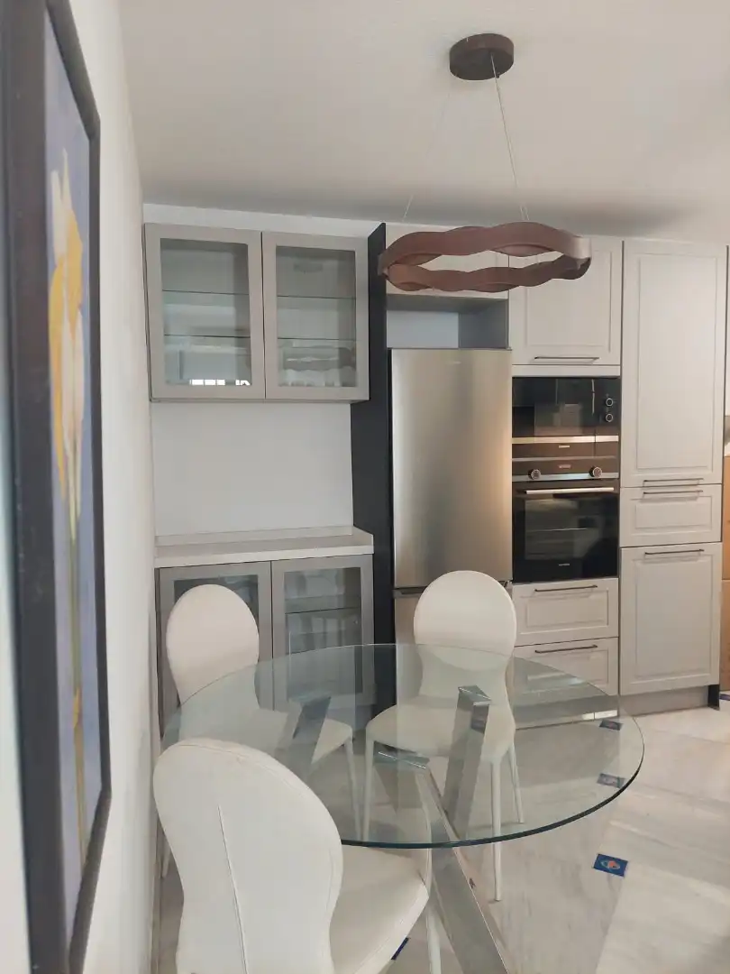 Cuina de Apartament de lloguer en Córdoba amb Aire condicionat, Calefacció i Moblat