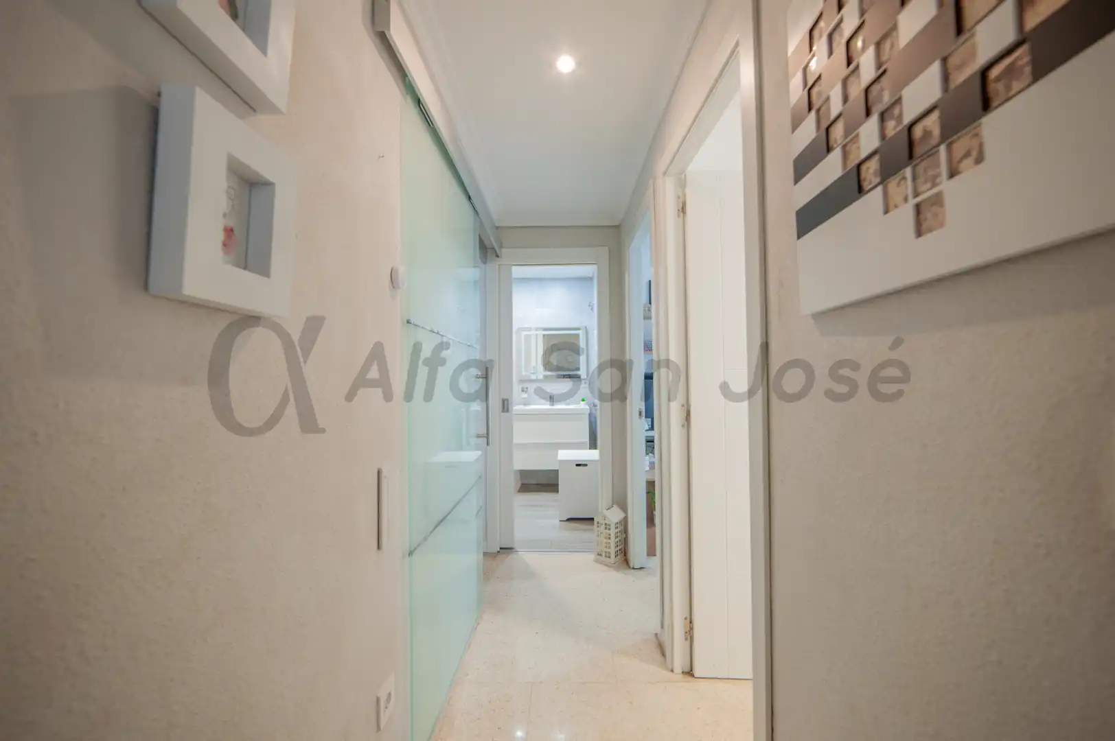 Piso en venta en La Rinconada con Aire acondicionado