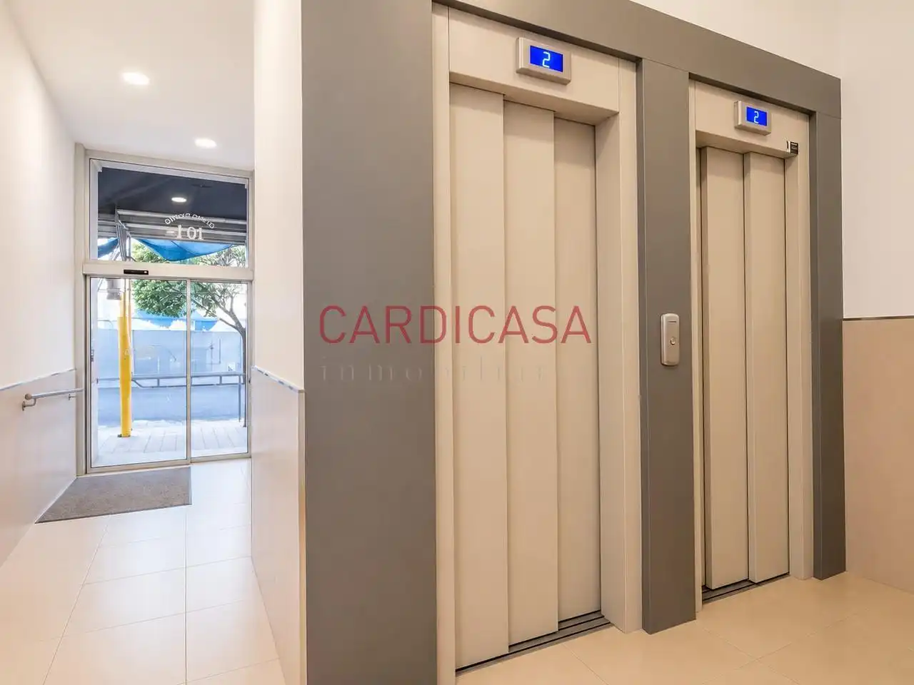 Piso en venta en Vigo  con Calefacción, Parquet y Terraza