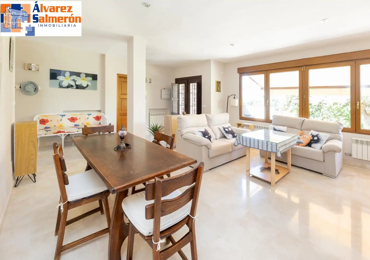 Comedor de Casa o chalet en venta en Albolote con Aire acondicionado, Calefacción y Jardín privado