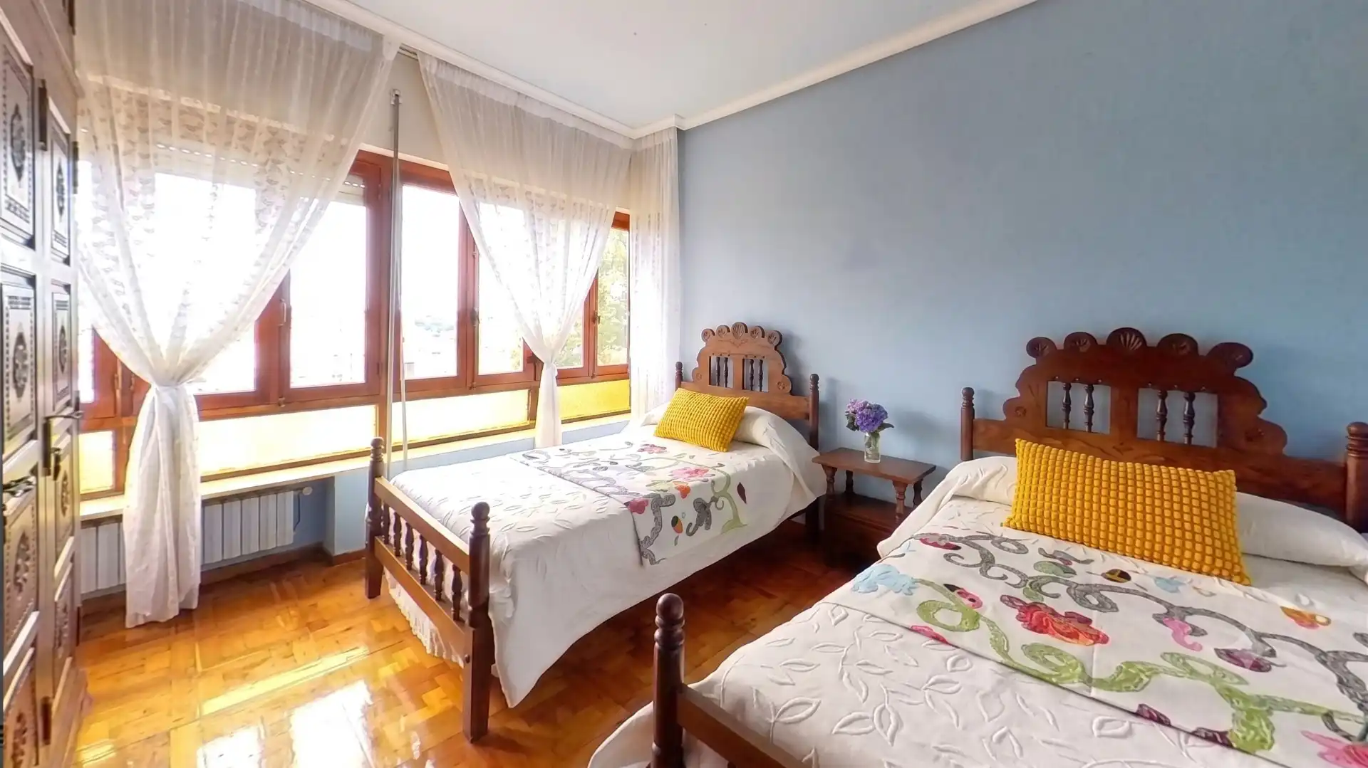 Habitación de Casa o chalet en venta en Reocín con Calefacción, Jardín privado y Terraza