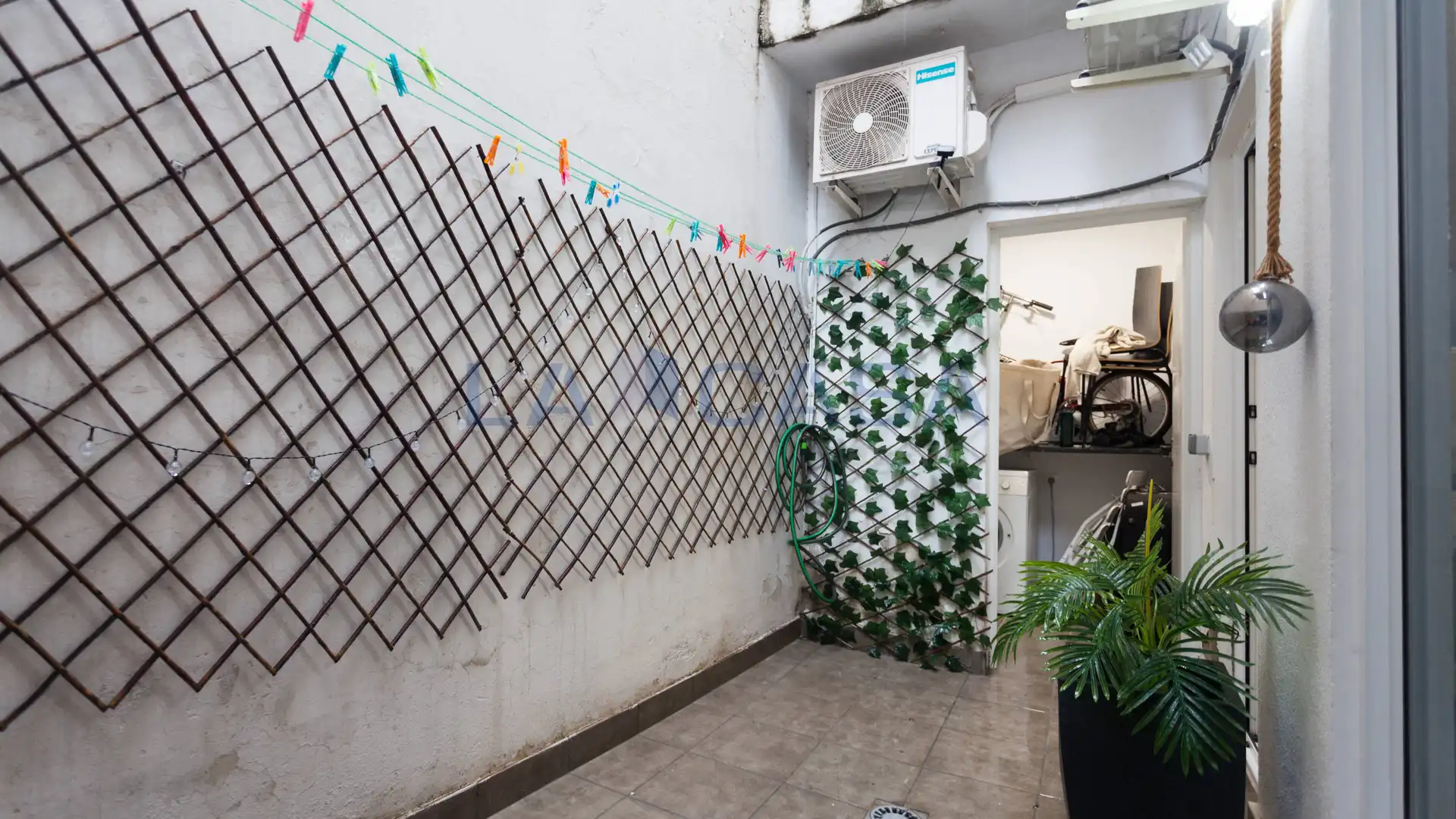 Planta baja for sale in L'Hospitalet de Llobregat  with Terrace