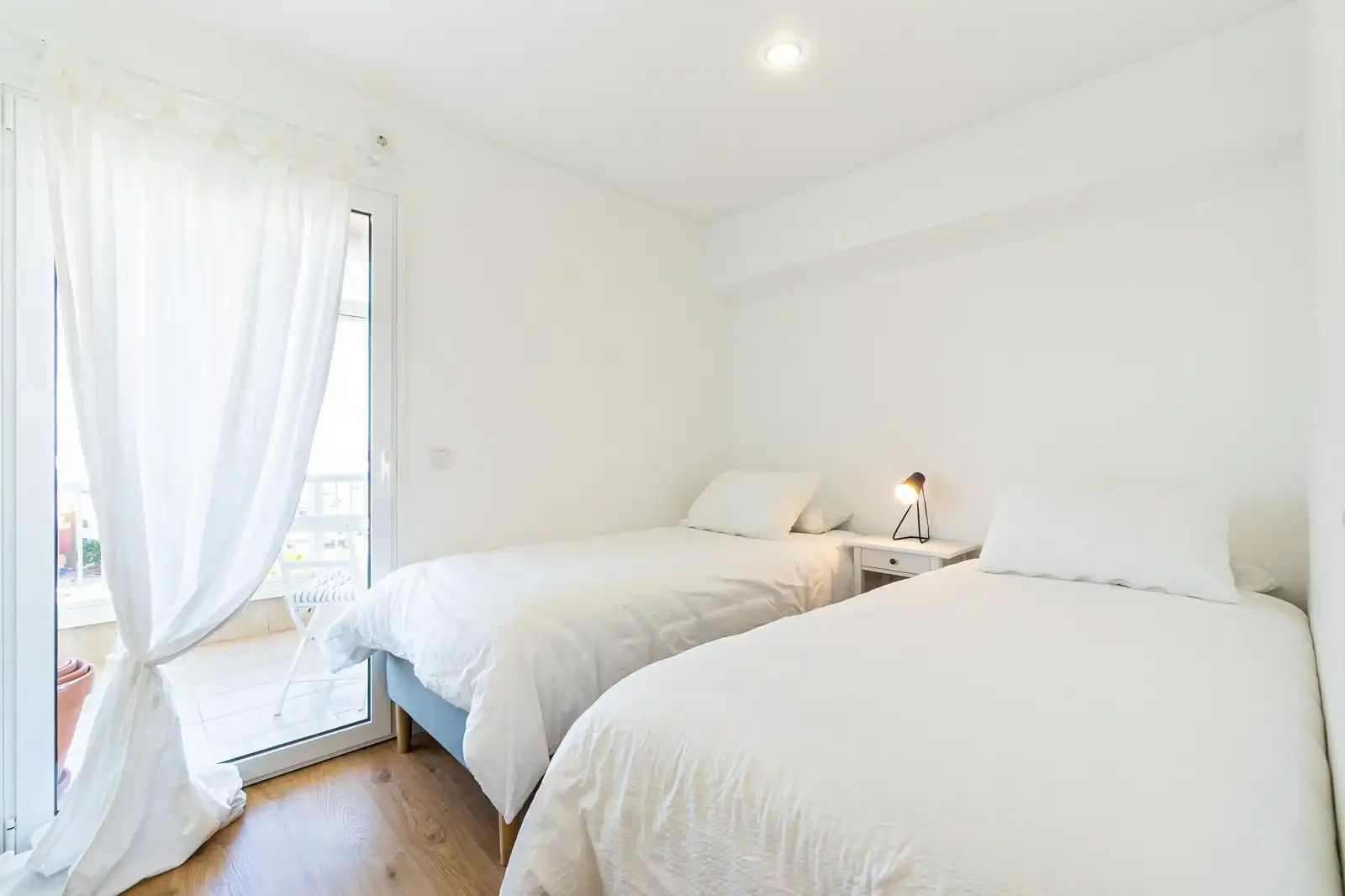 Habitación de Apartamento de alquiler en Torrevieja con Aire acondicionado, Calefacción y Terraza
