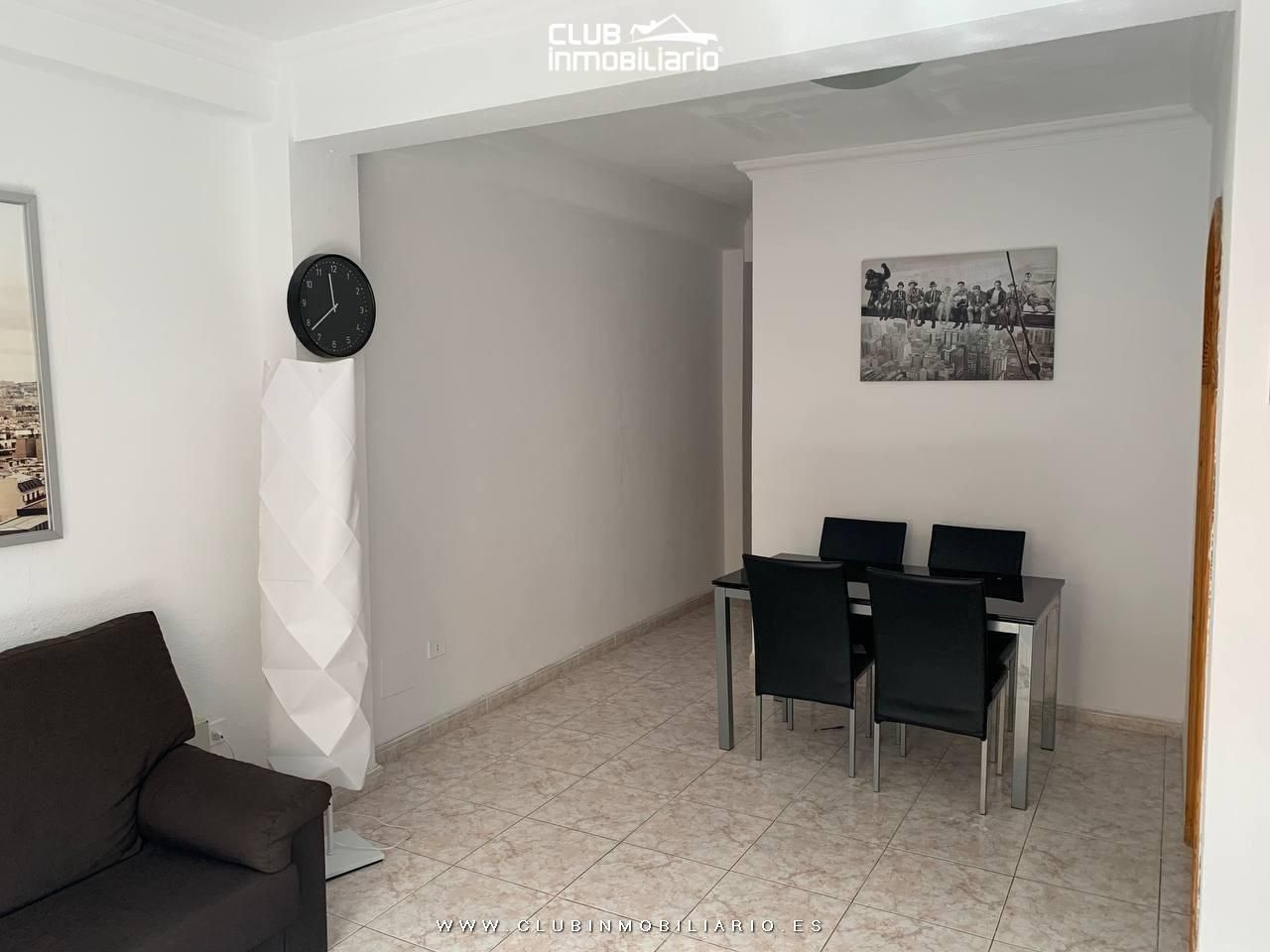 Menjador de Pis en venda en  Santa Cruz de Tenerife Capital amb Terrassa, Moblat i Balcó