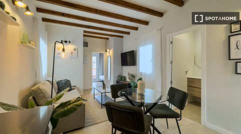 Foto 3 de Piso de alquiler en El Raval, Barcelona Capital