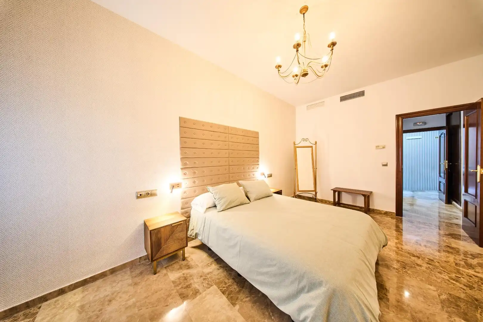 Bedroom of Buildings for sale in Quesada