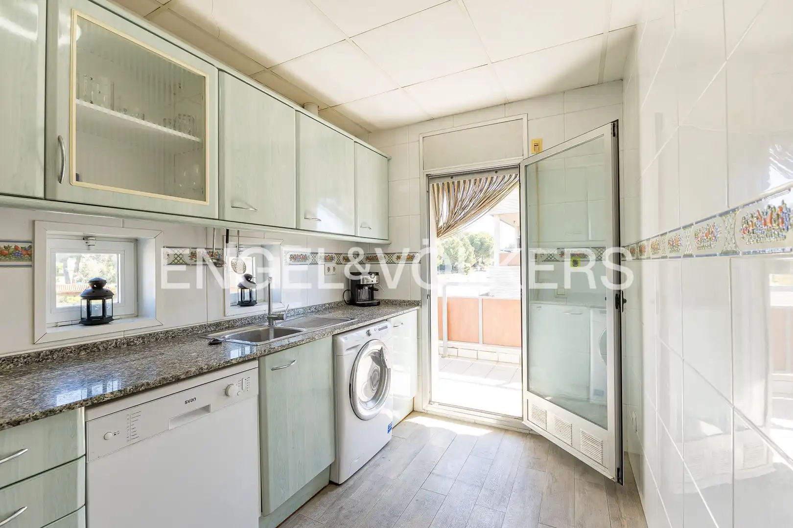 Küche von Maisonette zum Verkauf in Torredembarra mit Klimaanlage, Heizung und Terrasse