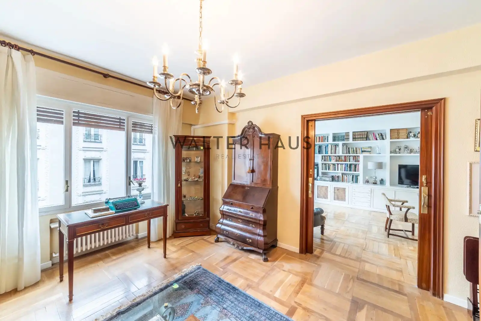 Exterior view of Flat for sale in Chamberí