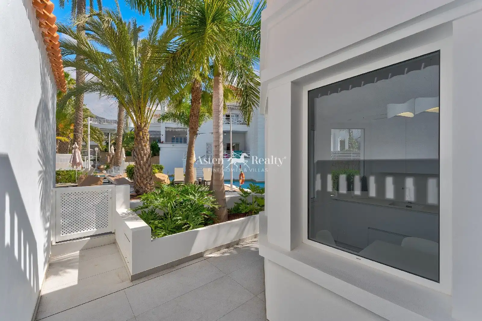 Exterior view of Detached homes for sale in Adeje  with Air Conditioner, Terrace and Swimming Pool