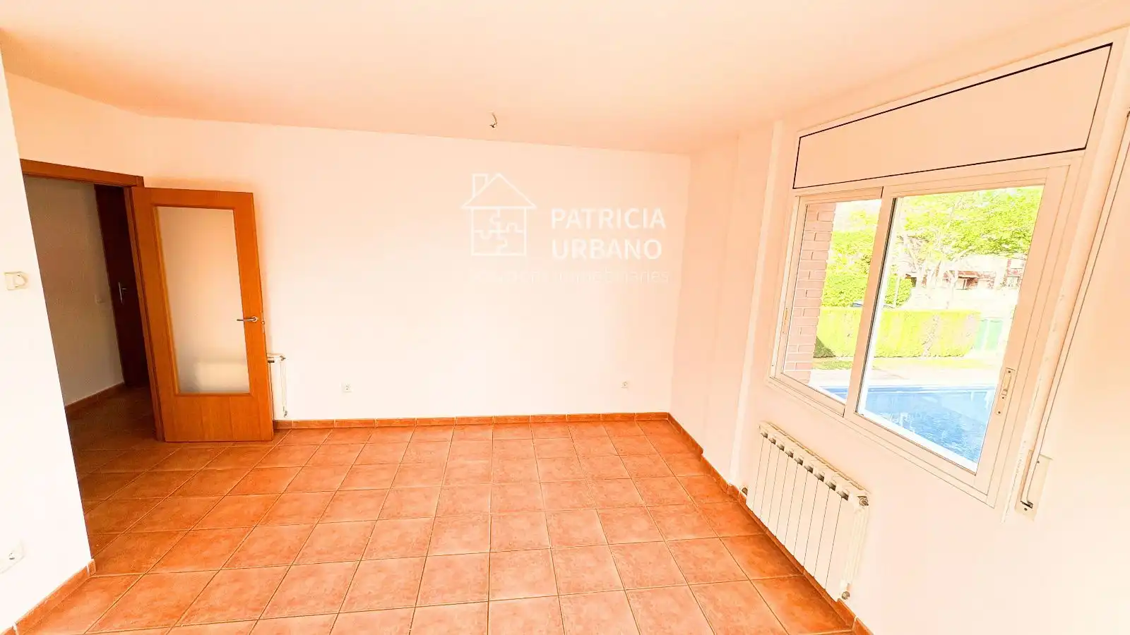 Piso en venta en Cambrils con Calefacción, Terraza y Piscina