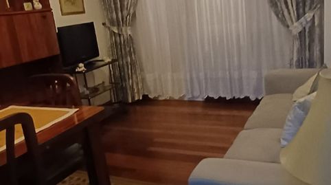 Foto 2 von Wohnung zur Miete in Avenida Rosalía de Castro, O Milladoiro, Ames