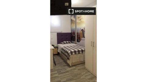 Photo 4 of Flat to share in Pueblo Nuevo,  Madrid Capital