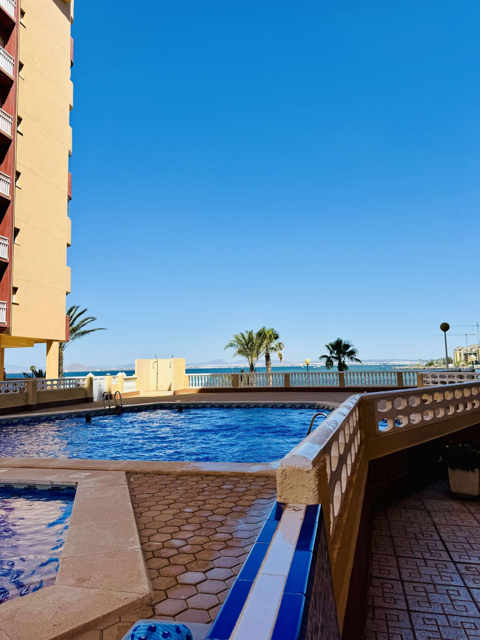 Swimming pool of Study to share in La Manga del Mar Menor  with Air Conditioner and Terrace