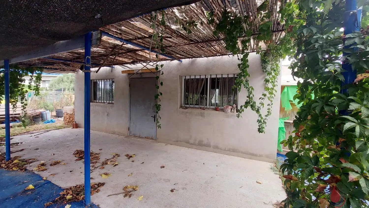 Außenansicht von Residential zum Verkauf in Santa Oliva