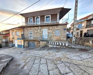 Exterior view of House or chalet for sale in Ourense Capital   with Heating, Terrace and Balcony