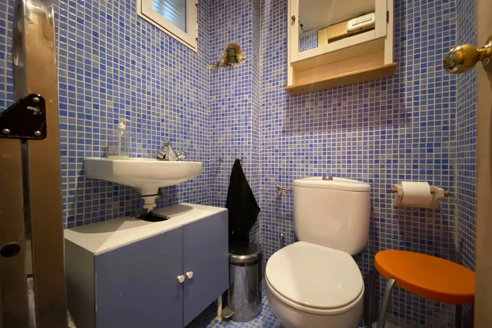 Baño de Local de alquiler en Madrid con Aire acondicionado y Calefacción