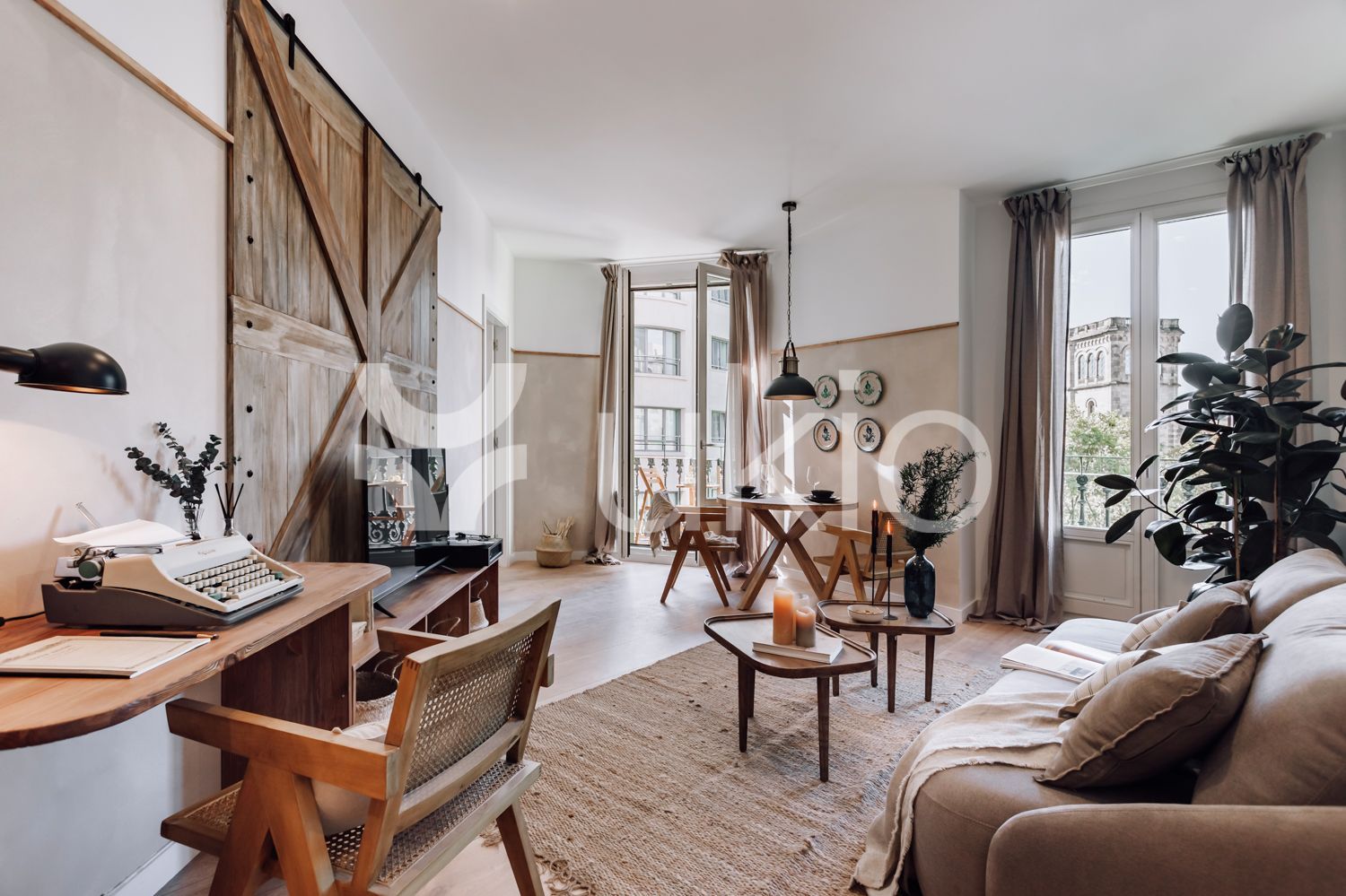 Sala d'estar de Apartament de lloguer en  Barcelona Capital amb Aire condicionat, Calefacció i Moblat
