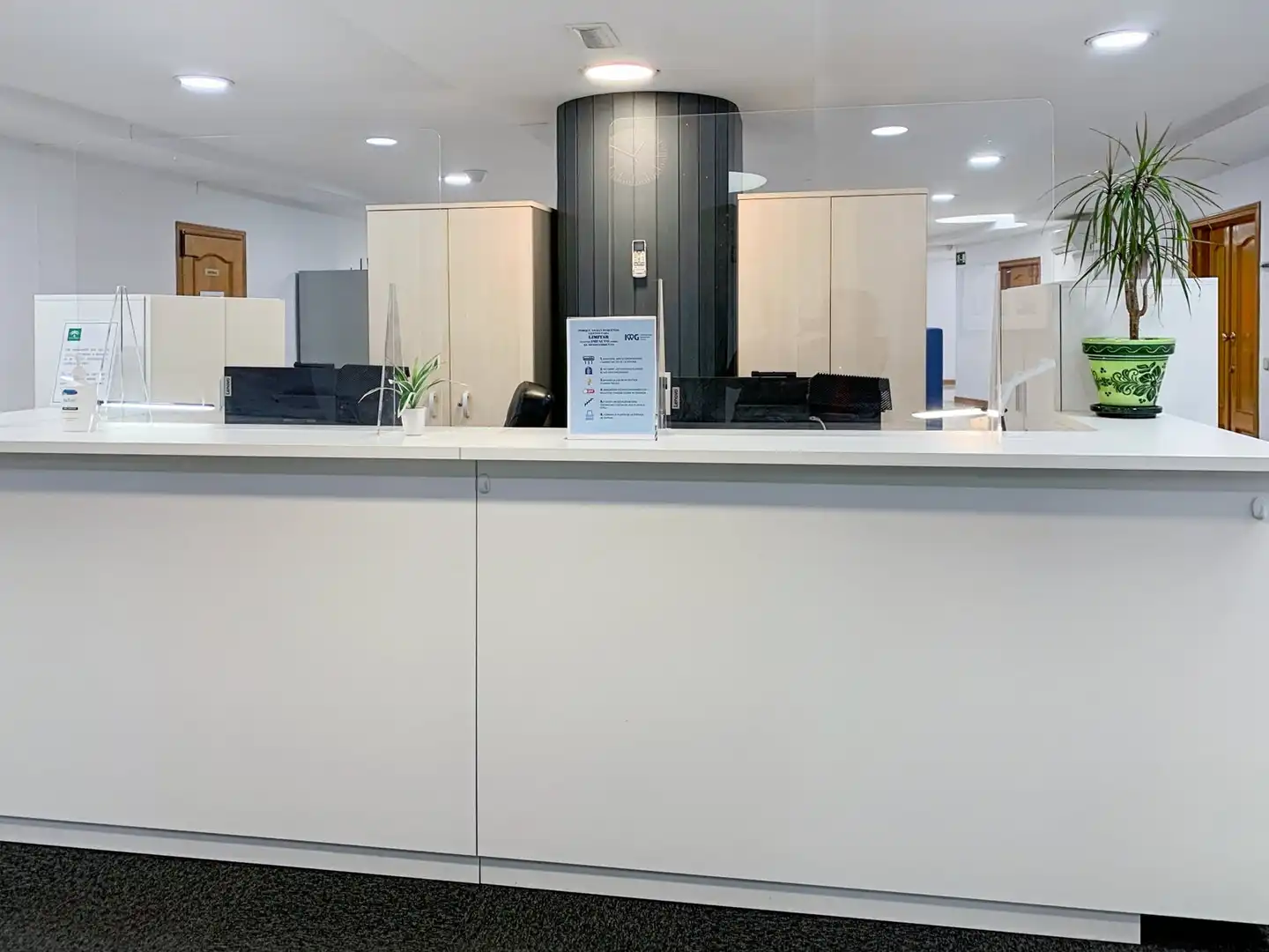 Oficina de lloguer en Marbella amb Aire condicionat, Calefacció i Moblat