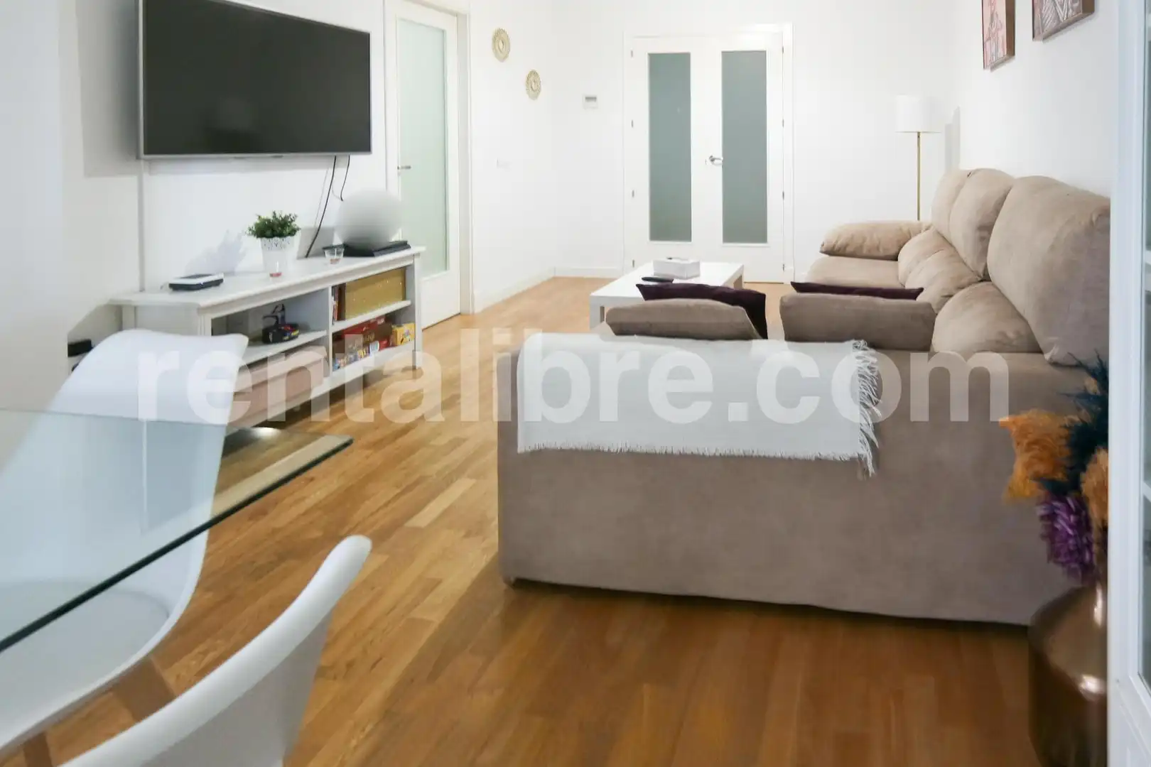 Living room of Flat for sale in Jerez de la Frontera  with Air Conditioner, Private garden and Parquet flooring