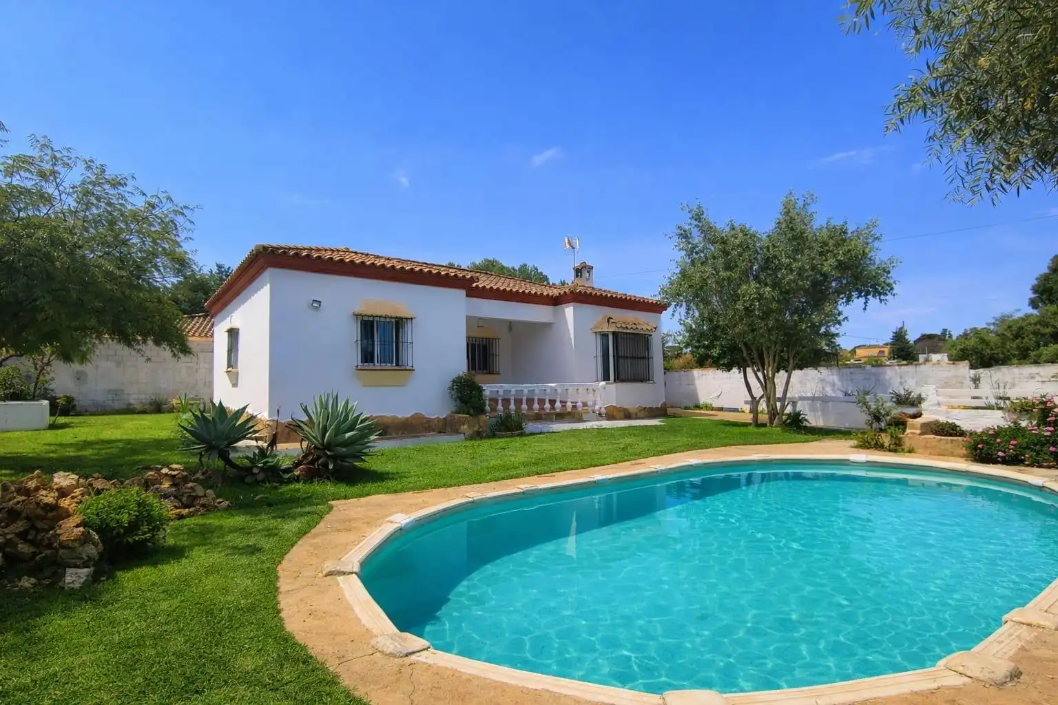 Piscina de Casa o chalet en venta en Chiclana de la Frontera