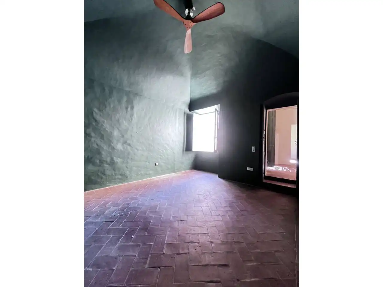 Habitación de Casa adosada de alquiler en Avinyonet de Puigventós con Aire acondicionado, Calefacción y Jardín privado