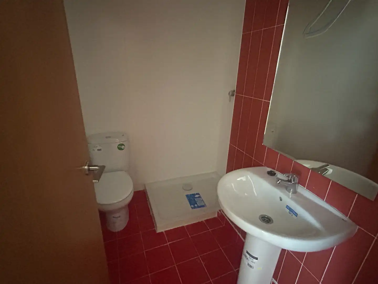 Badezimmer von Einfamilien-Reihenhaus zum Verkauf in Arroyo de la Encomienda mit Heizung, Terrasse und Abstellraum