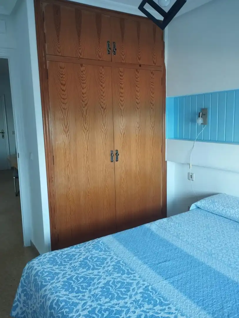 Schlafzimmer von Wohnung zur Miete in El Campello mit Privatgarten, Terrasse und Möbliert