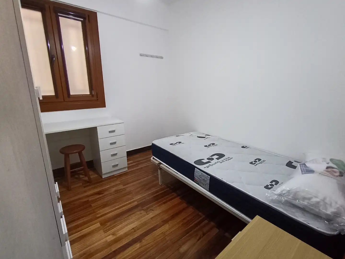 Bedroom of Flat for rent in Ensanche - Sar