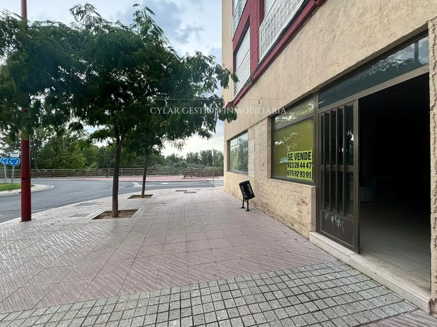 Außenansicht von Geschaftsraum zum Verkauf in Santa Marta de Tormes