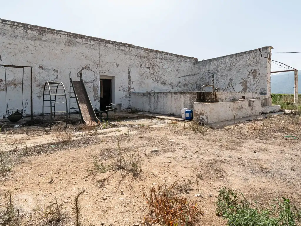 Exterior view of Houses for sale in Benifairó de la Valldigna