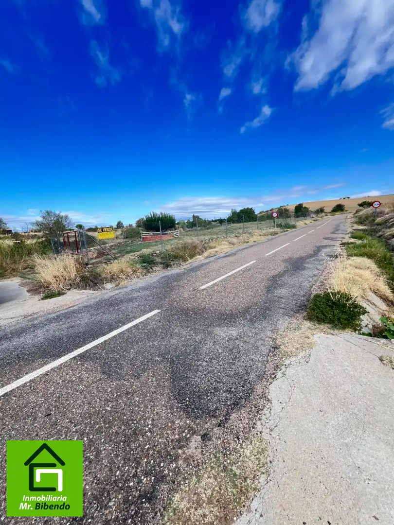 Land for sale in Almaraz de Duero, Zamora