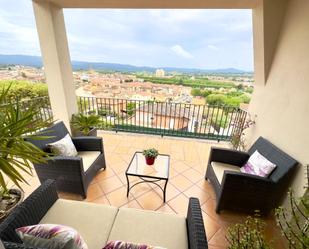 Terrassa de Casa o xalet en venda en La Bisbal d'Empordà amb Aire condicionat, Calefacció i Jardí privat